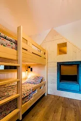 Басейн гасцініцы ў Залесьбе Мазуры - зона адпачынку і купання